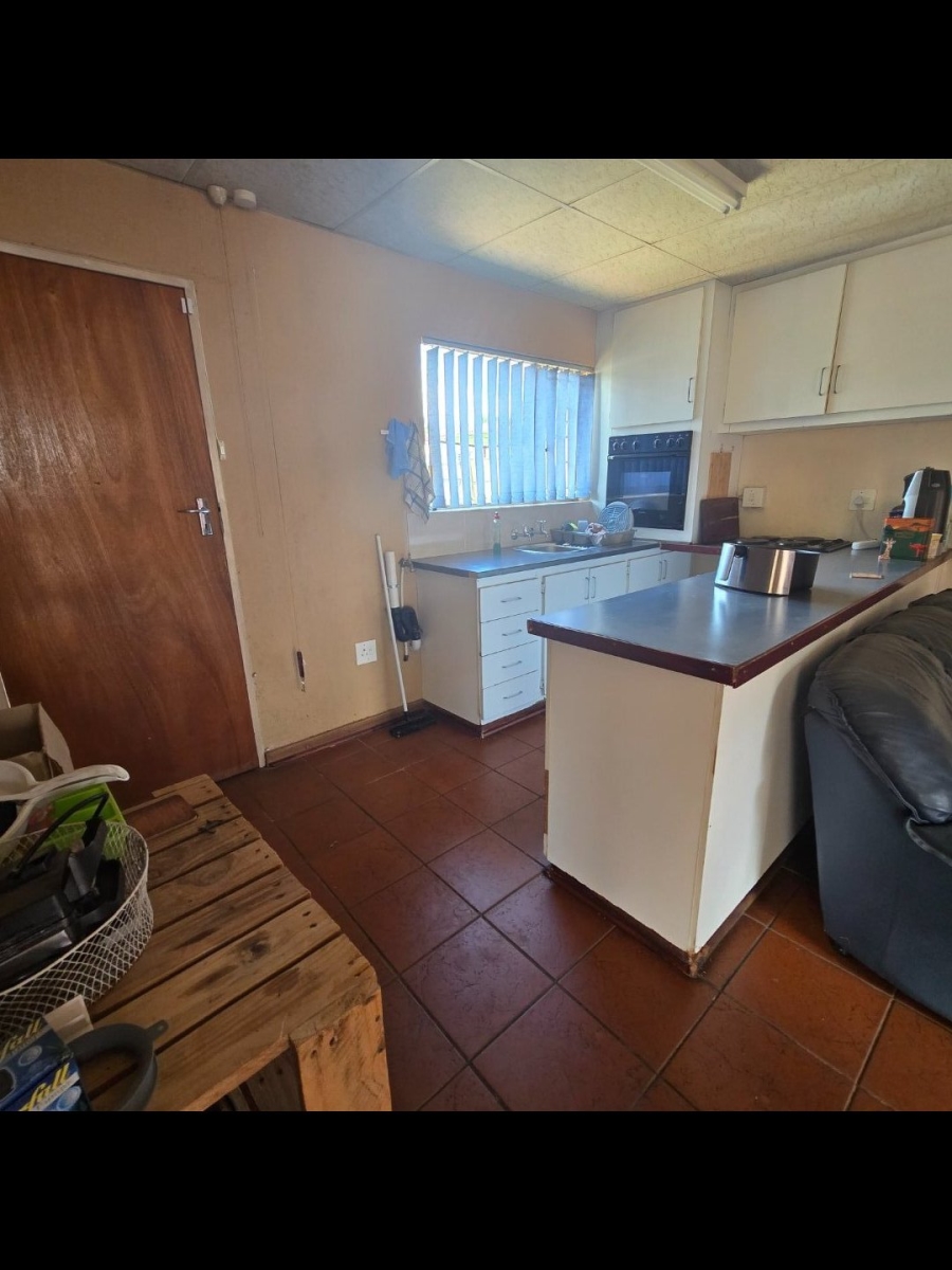 13 Bedroom Property for Sale in Universitas Free State